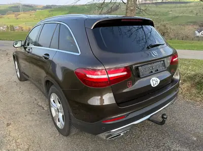 Mercedes-Benz GLC 250 d Exclusive 4Matic — SUV premium diesel, 4x4 performant et économe — Miniatura 7