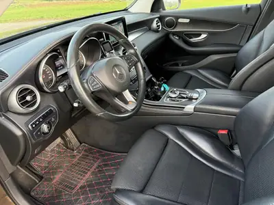 Mercedes-Benz GLC 250 d Exclusive 4Matic — SUV premium diesel, 4x4 performant et économe — Miniatura 12