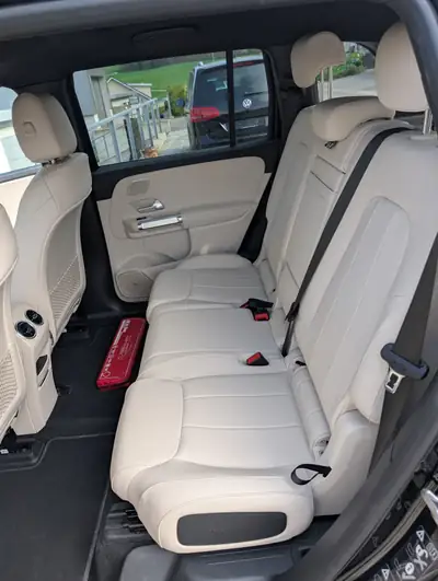 Mercedes-Benz EQB 350 4Matic — SUV électrique 7 places avec garantie constructeur — Thumbnail 8