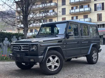 Mercedes-Benz G 400 — Un classique intemporel du 4x4 de prestige — vista posteriore