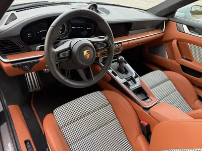 Porsche 911 Sport Classic PDK 2022 — Série limitée, 550 ch, kilométrage pristine — Miniature 9