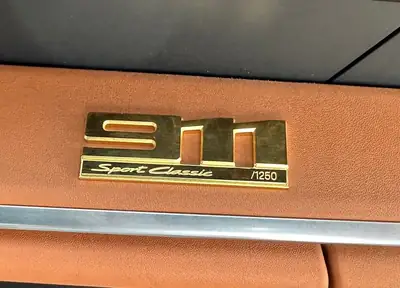 Porsche 911 Sport Classic PDK 2022 — Série limitée, 550 ch, kilométrage pristine — Miniature 18