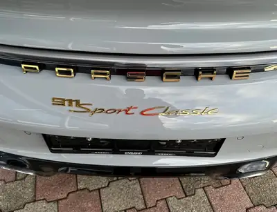 Porsche 911 Sport Classic PDK 2022 — Série limitée, 550 ch, kilométrage pristine — Miniature 20