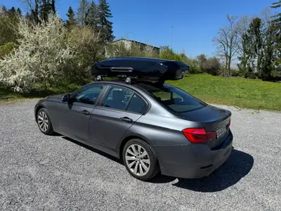 BMW 330i xDrive Steptronic — Berline sportive, traction intégrale, 218'000 km — Seitenansicht