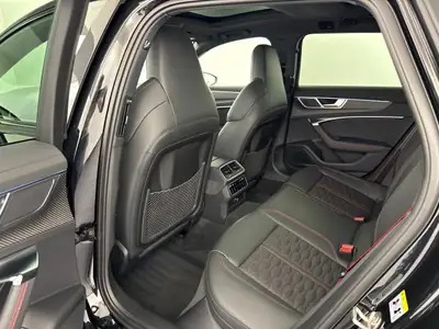 Audi RS6 Avant Performance — 630 ch, RS-Dynamikpaket plus, seulement 8200 km — detail