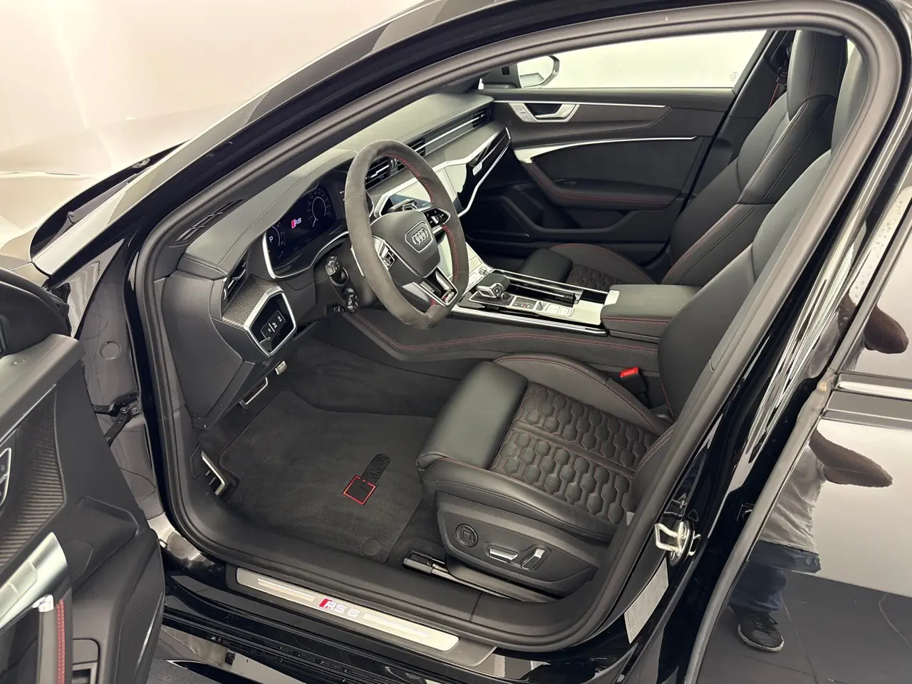 Audi RS6 2025 occasion Zürich — 5