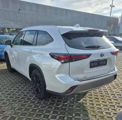 Toyota Highlander 2.5 HSD Premium — SUV 7 places hybride, 20'000 km seulement — Innenraum