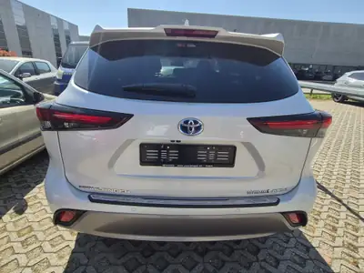 Toyota Highlander 2.5 HSD Premium — SUV 7 places hybride, 20'000 km seulement — Armaturenbrett