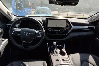 Toyota Highlander 2.5 HSD Premium — SUV 7 places hybride, 20'000 km seulement — Miniatur 8