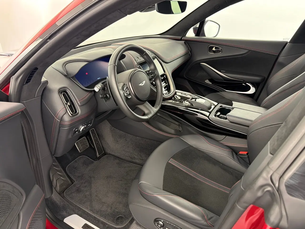 Aston Martin DBX 2024 occasion Zürich — 5