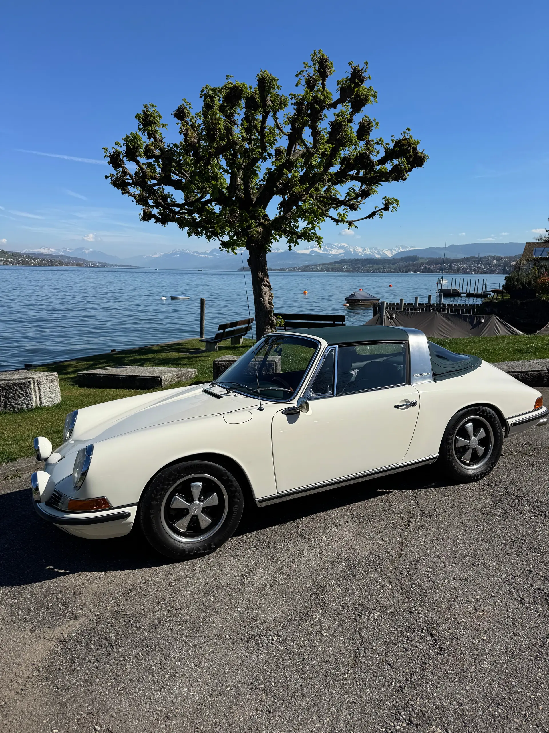 Porsche 911 Targa Soft Window 1967 — Icône décapotable, 130 ch authentiques — Außenansicht