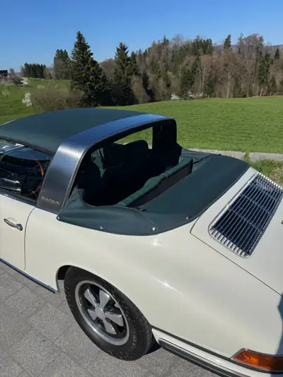 Porsche 911 Targa Soft Window 1967 — Icône décapotable, 130 ch authentiques — Miniatur 13