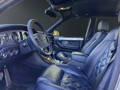 Bentley Arnage T 2003 — Chef-d'œuvre britannique, état exceptionnel, kilométrage maîtrisé — Thumbnail 9