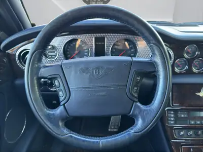 Bentley Arnage T 2003 — Chef-d'œuvre britannique, état exceptionnel, kilométrage maîtrisé — Thumbnail 10