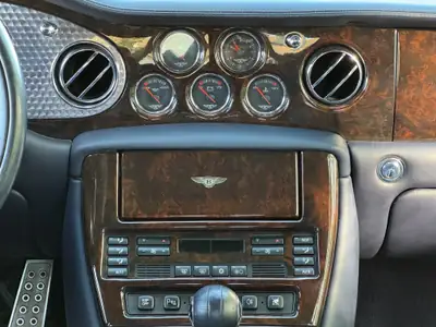 Bentley Arnage T 2003 — Chef-d'œuvre britannique, état exceptionnel, kilométrage maîtrisé — Thumbnail 15