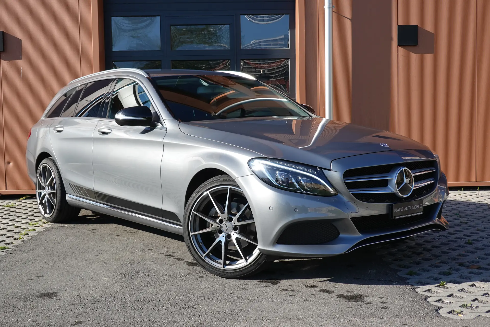 Mercedes-Benz Classe C 2014 occasion Denges — 1