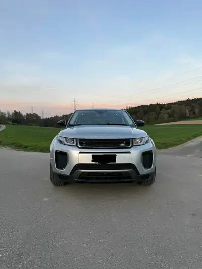 Range Rover Evoque 2.0 Si4 SE — Luxe compact, transmission intégrale et design premium — Miniature 15
