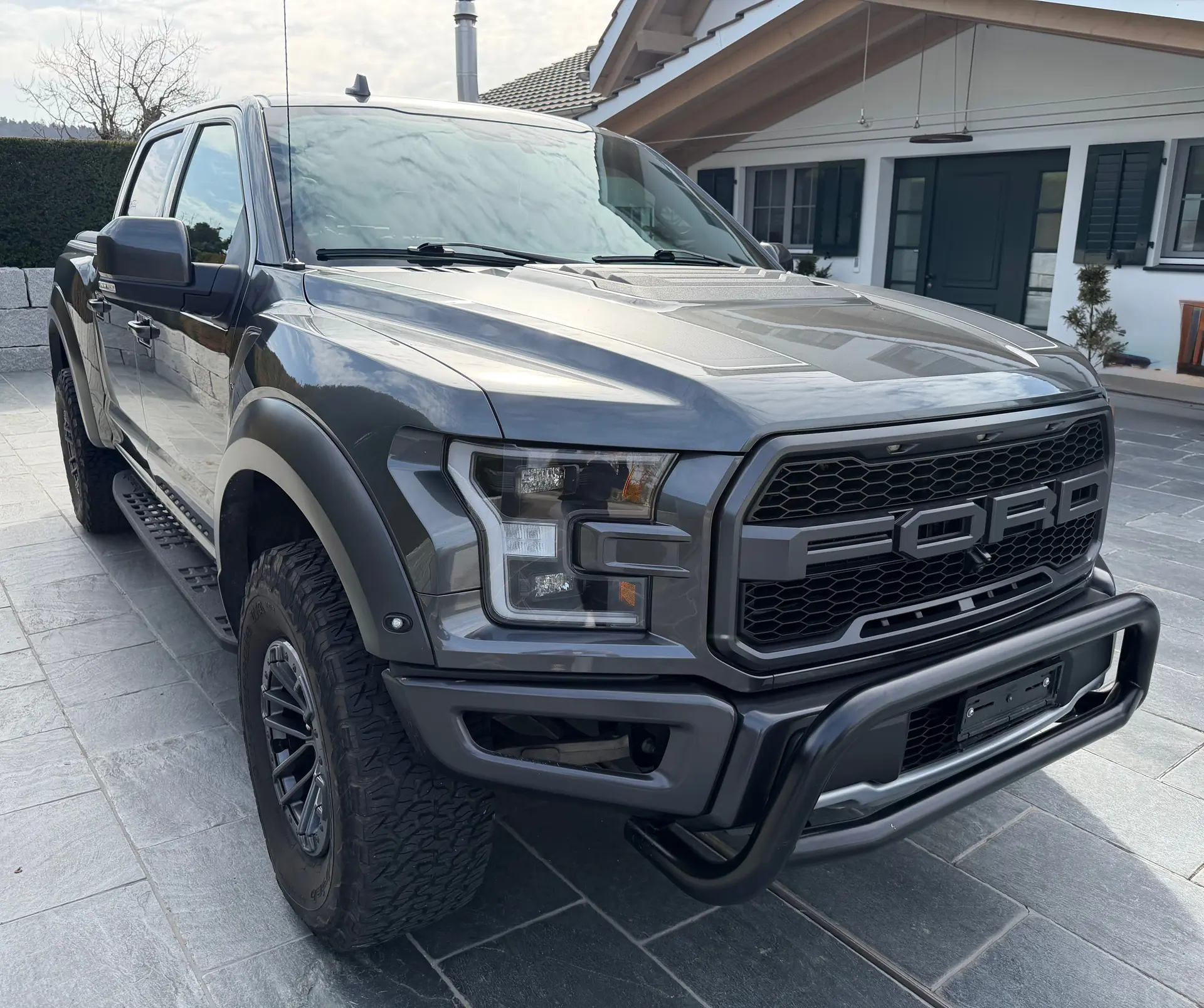 Ford F-150 Raptor 3.5 Super Crew — Pickup haute performance, 450 ch, faible kilométrage