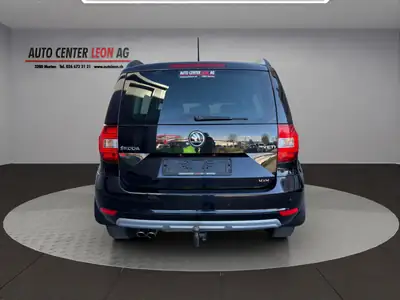 Skoda Yeti 2.0 TDI Ambition 4x4 — SUV compact robuste, 4 roues motrices, sans accidents — tableau de bord