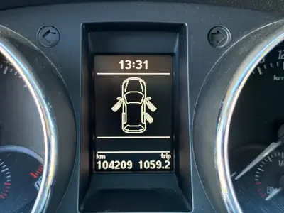 Skoda Yeti 2.0 TDI Ambition 4x4 — SUV compact robuste, 4x4 intégral et sans sinistre — Thumbnail 11
