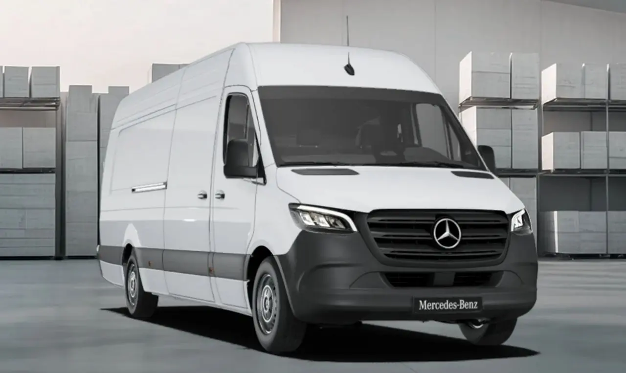 Mercedes-Benz Sprinter 319 CDI — Utilitaire robuste, moteur efficient et 13 500 km seulement