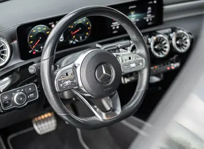 Mercedes-Benz CLA 250 AMG Line 4Matic — Élégance berline et traction intégrale — Thumbnail 9