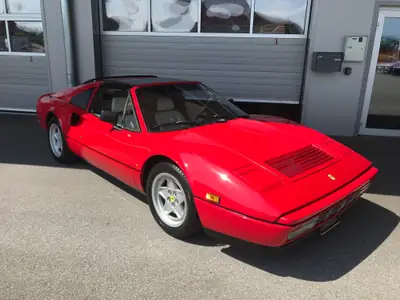 Ferrari 328 GTS 1987 — Chef-d'œuvre cabriolet, 270 ch authentiques — Seitenansicht