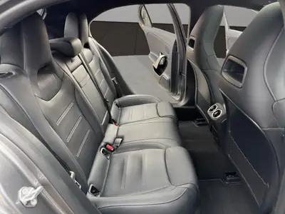Mercedes-AMG A 35 4Matic Speedshift — Sportivité haute performance, 58 600 km seulement — Thumbnail 18