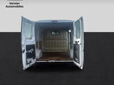 Fiat Ducato 30 2.0 MJ — Utilitaire fiable, faible kilométrage, sans sinistre — Thumbnail 10