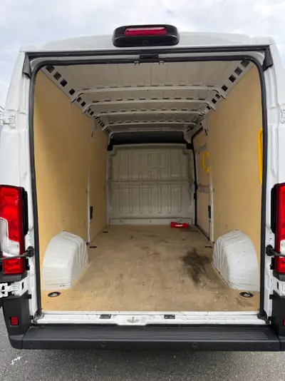 Citroën Jumper 35 2.2 BlueHDi 140 — Utilitaire fiable, 29 900 km seulement — Miniature 9