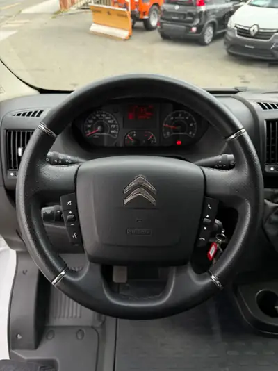 Citroën Jumper 35 2.2 BlueHDi 140 — Utilitaire fiable, 29 900 km seulement — Miniature 12