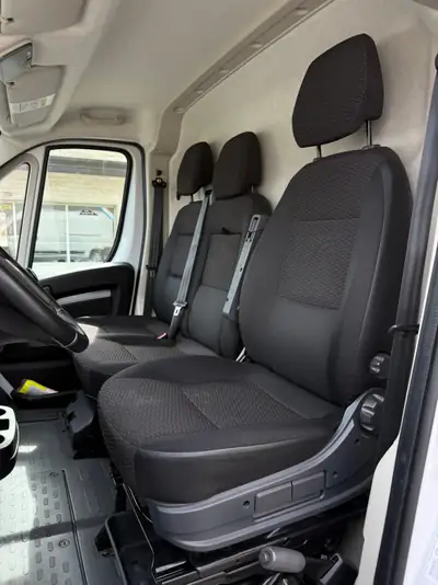 Citroën Jumper 35 2.2 BlueHDi 140 — Utilitaire fiable, 29 900 km seulement — Miniature 13