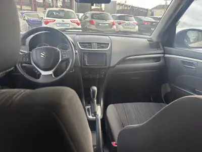 Suzuki Swift 1.2i GL — Citadine dynamique, 72'000 km, boîte auto — détail