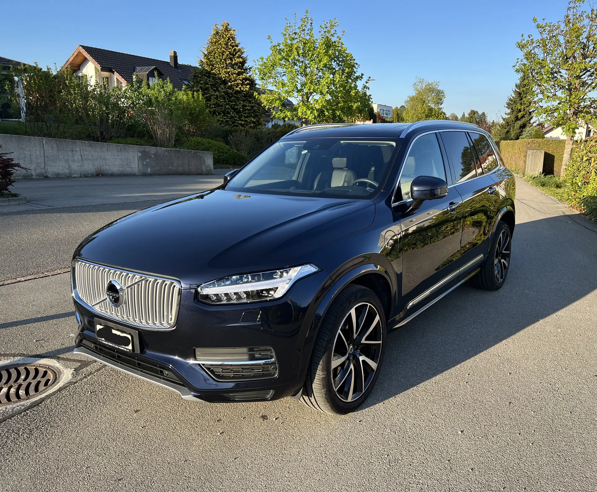 Volvo XC90 T8 eAWD Inscription — Hybride rechargeable 7 places, 84000 km