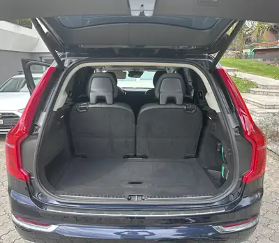 Volvo XC90 T8 eAWD Inscription — Hybride rechargeable 7 places, 84000 km — Miniatura 9