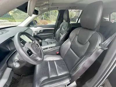 Volvo XC90 T8 eAWD Inscription — Hybride rechargeable 7 places, 84000 km — Miniatura 13