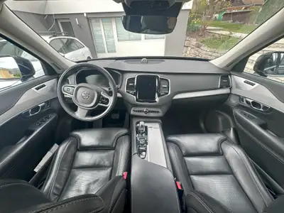 Volvo XC90 T8 eAWD Inscription — Hybride rechargeable 7 places, 84000 km — Miniatura 14