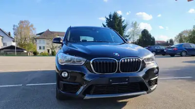 BMW X1 xDrive 25d Sport Line — SUV compact diesel, entretien BMW, 199 500 km — Miniature 13