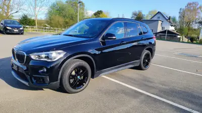 BMW X1 xDrive 25d Sport Line — SUV compact diesel, entretien BMW, 199 500 km — Miniature 14