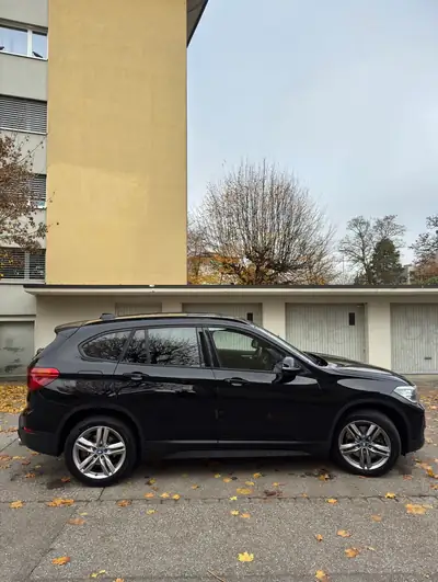 BMW X1 xDrive 20i Steptronic — SUV compact polyvalent, 50'000 km seulement — Miniature 7