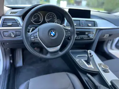 BMW 320i xDrive Touring Steptronic — Break polyvalent, transmission automatique, 105'000 km — Thumbnail 13