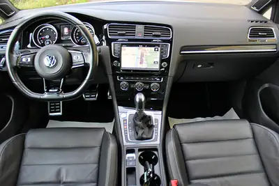 VW Golf 2.0 TSI R 4Motion — Performance 301 ch, Transmission intégrale, Excellent état — Miniatur 11