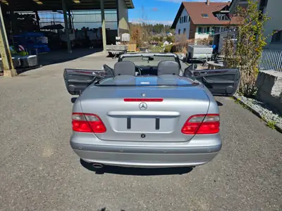 Mercedes-Benz CLK 320 Élégance — Cabriolet sportif, moteur V6 puissant, 252 000 km — cruscotto