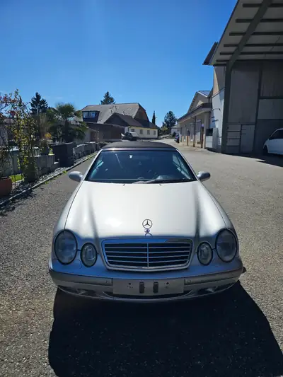 Mercedes-Benz CLK 320 Élégance — Cabriolet sportif, moteur V6 puissant, 252 000 km — dettaglio