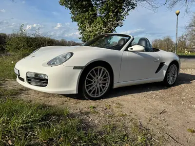Porsche 718 Boxster S 3.4 — Roadster sportif essence, 295 ch et moins de 121'000 km — interni