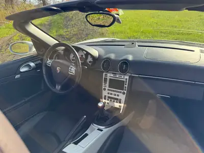 Porsche 718 Boxster S 3.4 — Roadster sportif essence, 295 ch et moins de 121'000 km — dettaglio