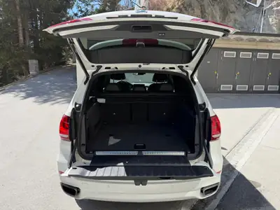 BMW X5 xDrive40e M Sport — Hybride rechargeable 313 ch, entretien complet, état impeccable — Miniatura 11