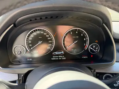 BMW X5 xDrive40e M Sport — Hybride rechargeable 313 ch, entretien complet, état impeccable — Miniatura 14