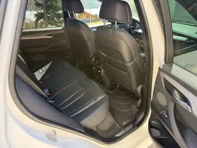 BMW X5 xDrive40e M Sport — Hybride rechargeable 313 ch, entretien complet, état impeccable — Miniatura 13