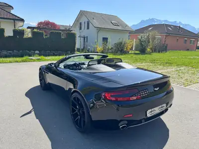 Aston Martin V8 Vantage 4.3 Sportshift — Cabriolet sportif British, 385 ch sans compromis — arrière
